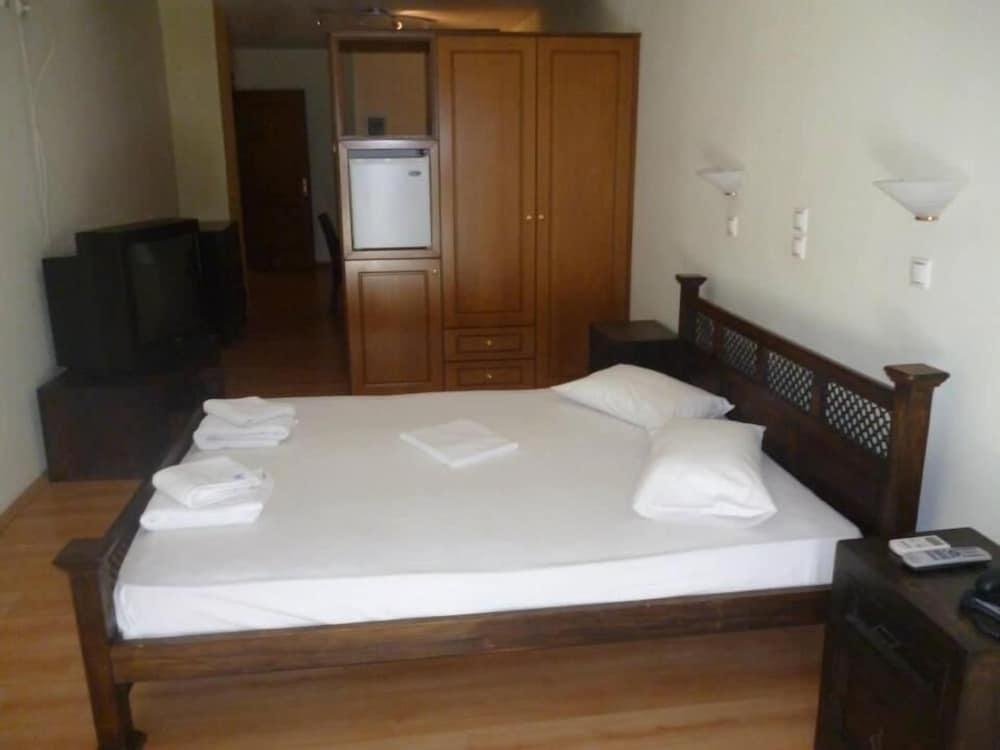 Korinthos Hotel - Room