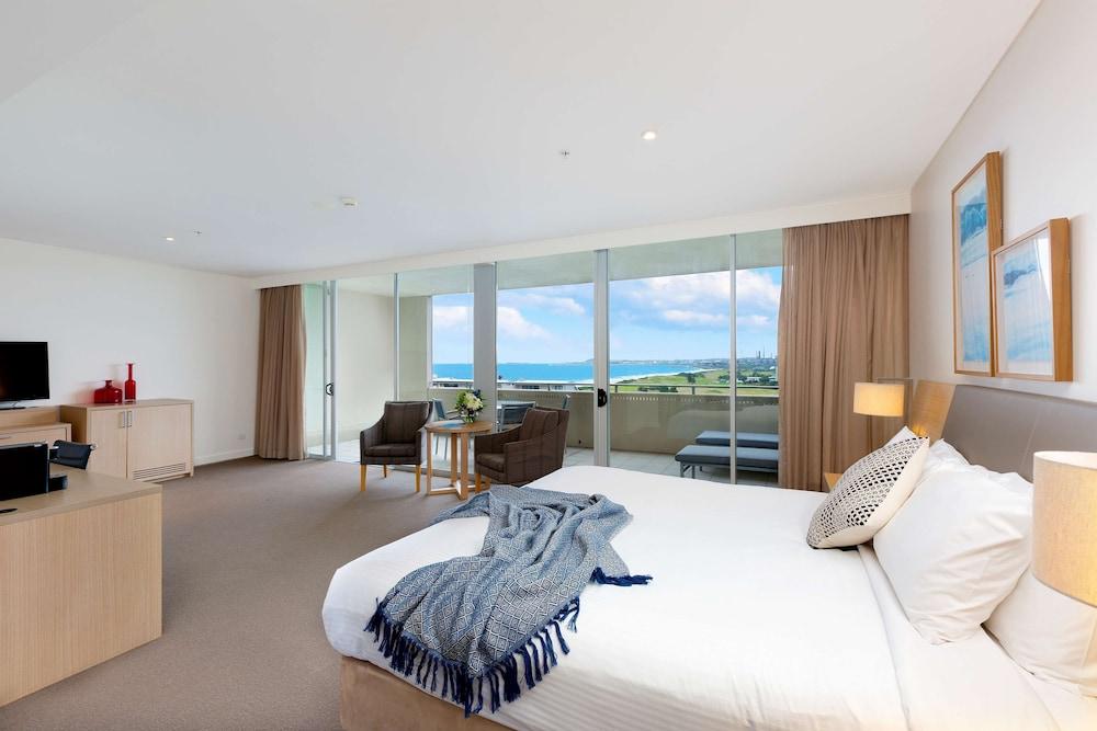 Sage Hotel Wollongong - Featured Image
