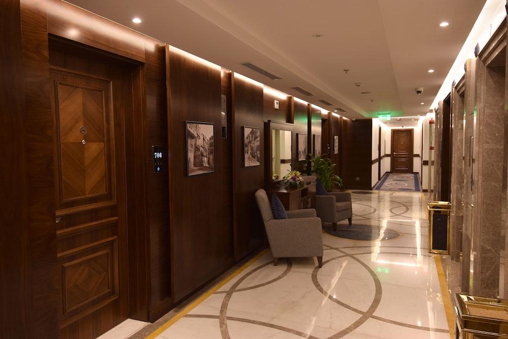 فندق روف جدة - Interior