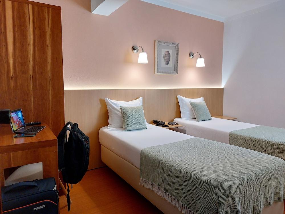 Hotel Santiago - Room