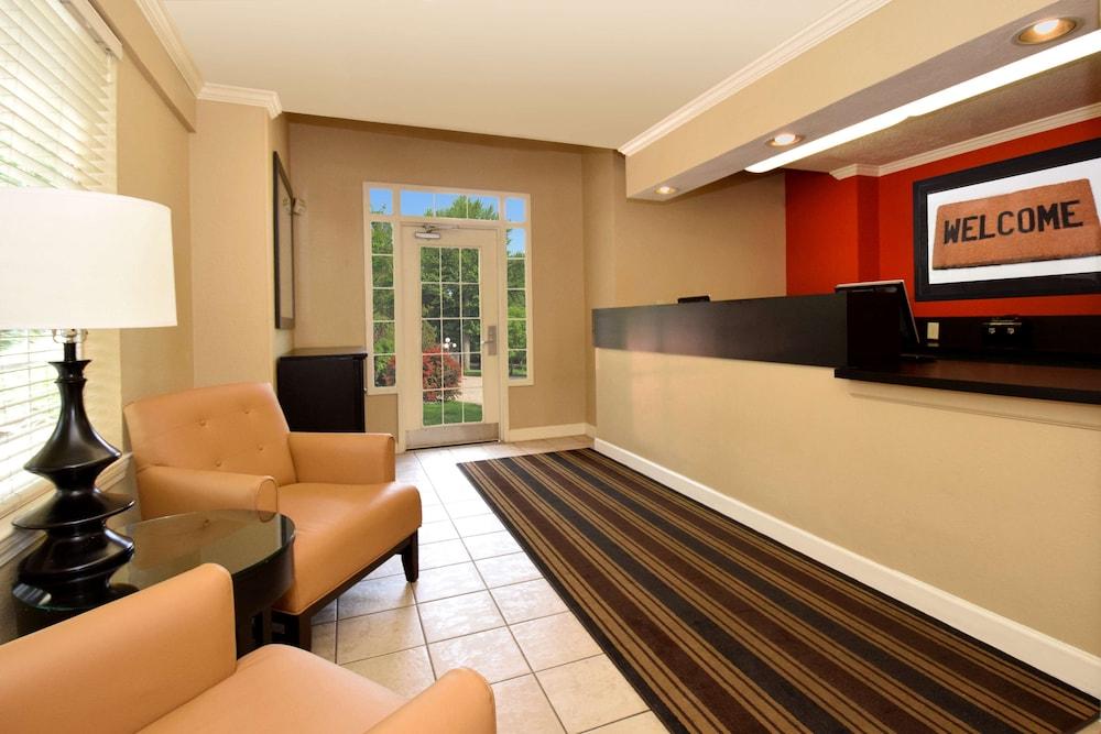 Extended Stay America Suites North Raleigh Wake Forest Rd - Lobby