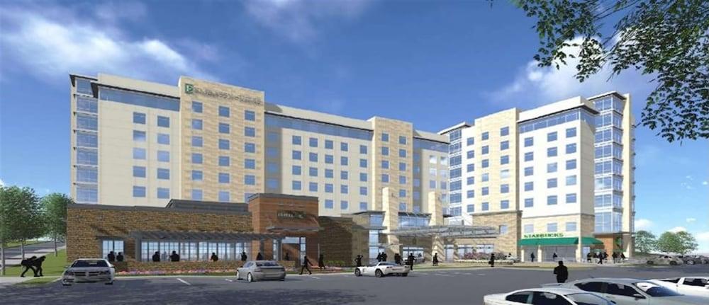 Embassy Suites by Hilton Berkeley Heights - Exterior