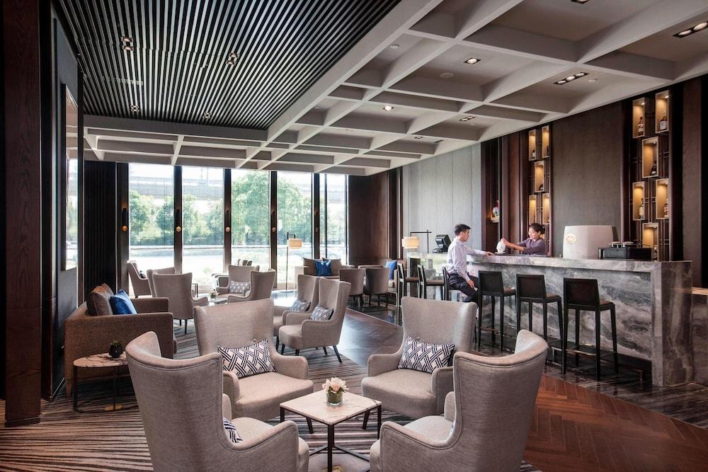 Courtyard by Marriott Shanghai International Tourism and Resorts Zone - Featured Image