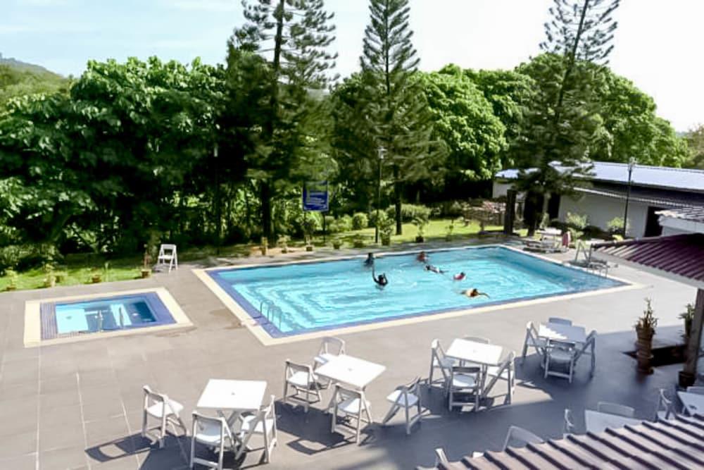 Myangkasa Akademi & Resort Langkawi - Outdoor Pool