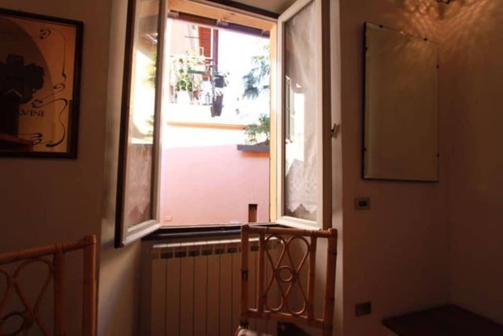 Cozy Apartment in the Historic Centre of Bellagio - Interior