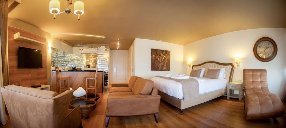 Melek Hotels Moda - Room