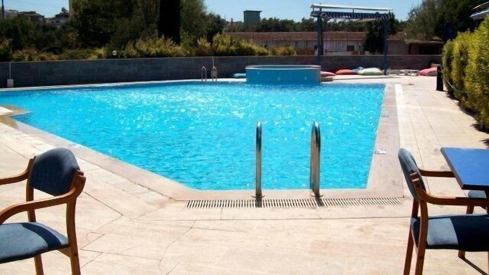 Erdek Helin Hotel - Outdoor Pool