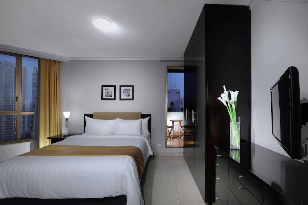 Horison Suites & Residences Rasuna Jakarta - Room