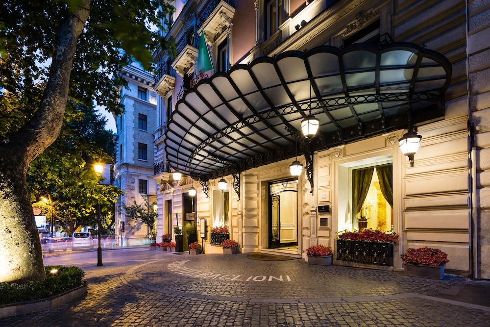 Baglioni Hotel Regina - The Leading Hotels of the World - Featured Image
