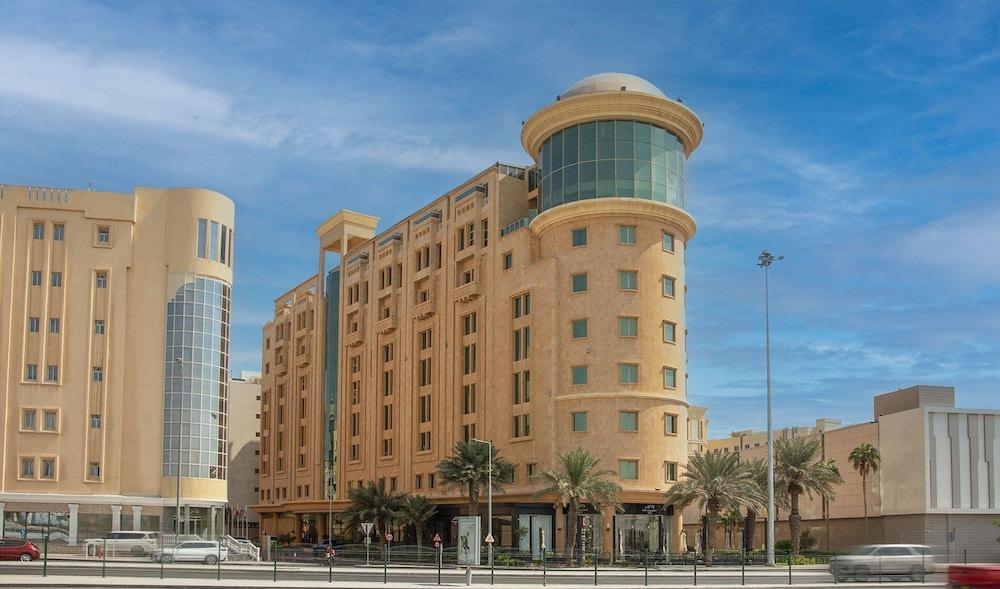 Millennium Hotel Doha - Featured Image