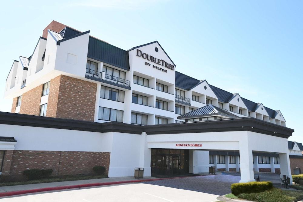 DoubleTree by Hilton Baltimore North - Pikesville - Featured Image