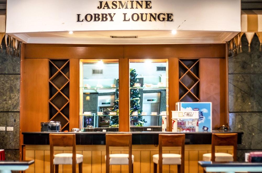 ميجا آنجريك هوتل آند كونفنشن - Lobby Lounge