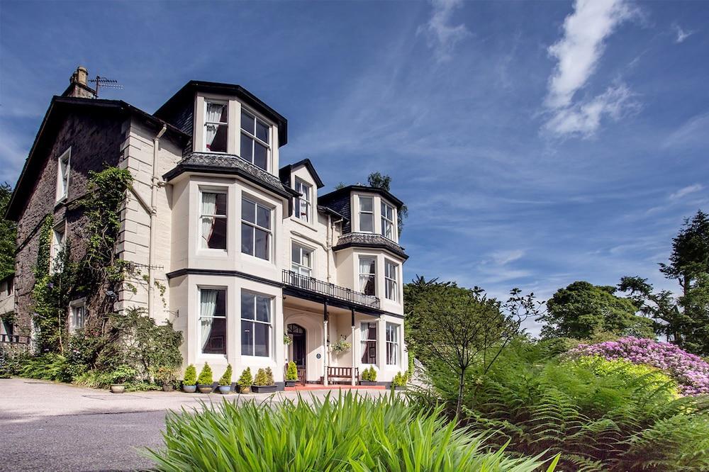 Abbots Brae Hotel - Featured Image
