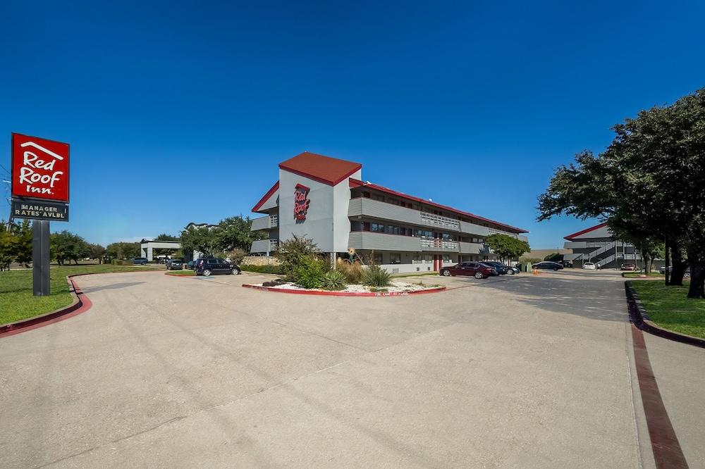Red Roof Inn Dallas - DFW Airport North - Exterior