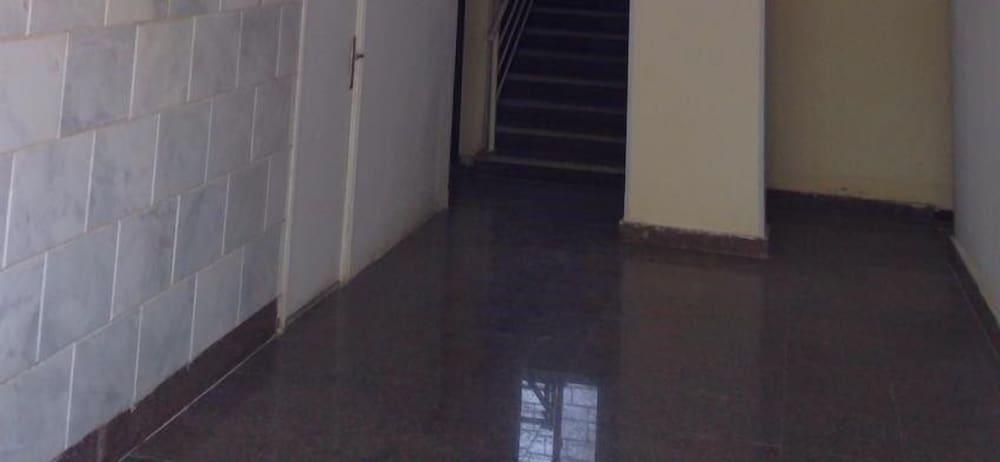 Hurghada Comfort Apartments - Interior Entrance