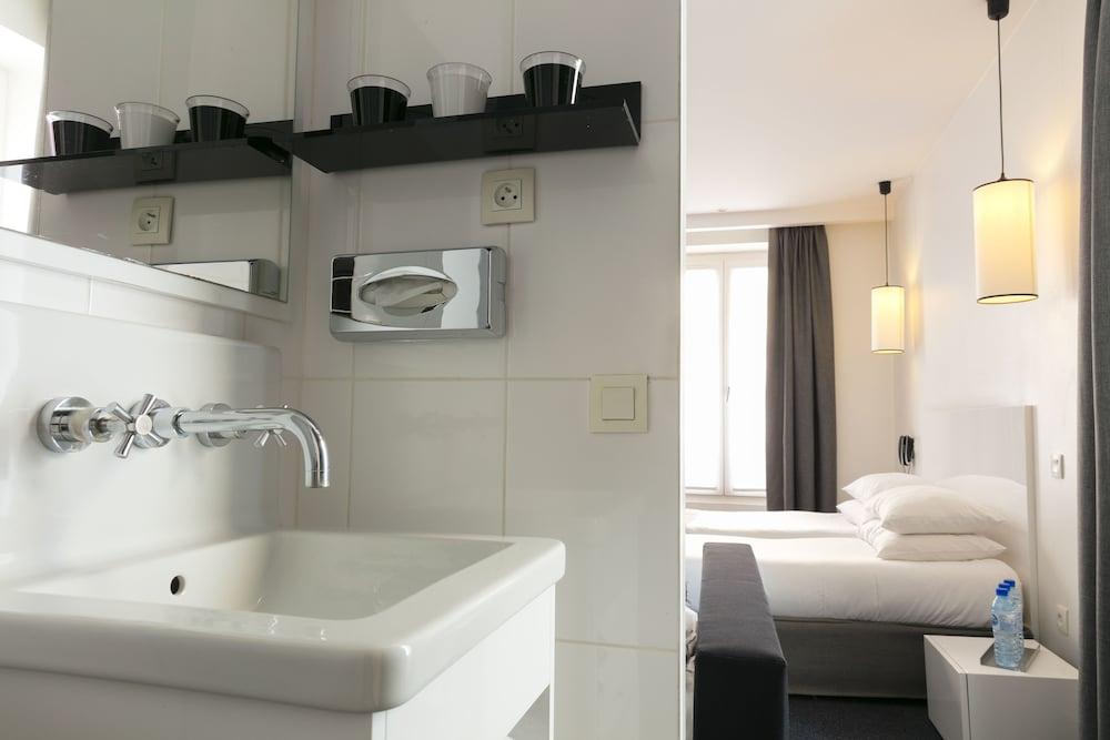 Hotel Standard Design - Room