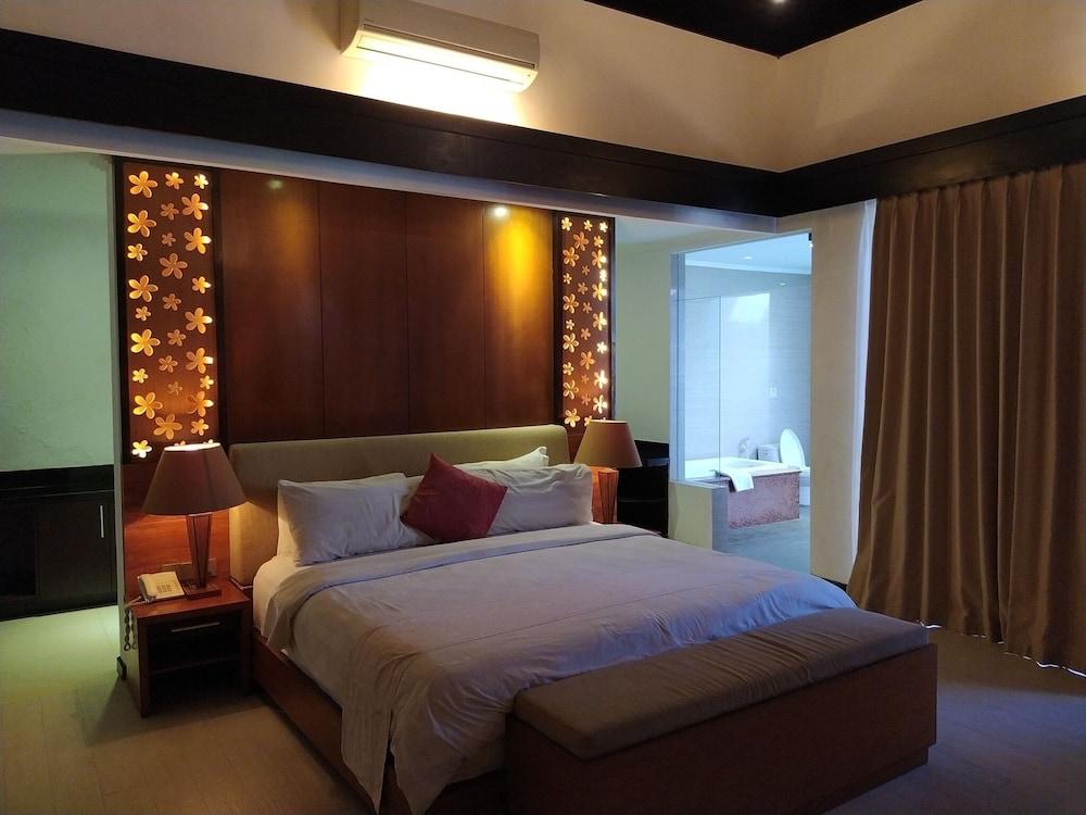 Room in Villa - Kori Maharani Villas - One Bedroom Pool Villa - Featured Image