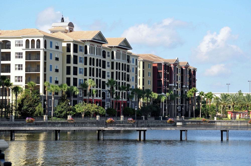Hilton Grand Vacations Club Tuscany Village Orlando - Exterior