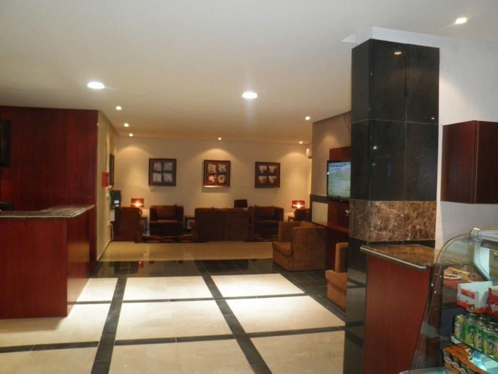 AlMuhaidb Nadwaa Aparthotel - Lobby