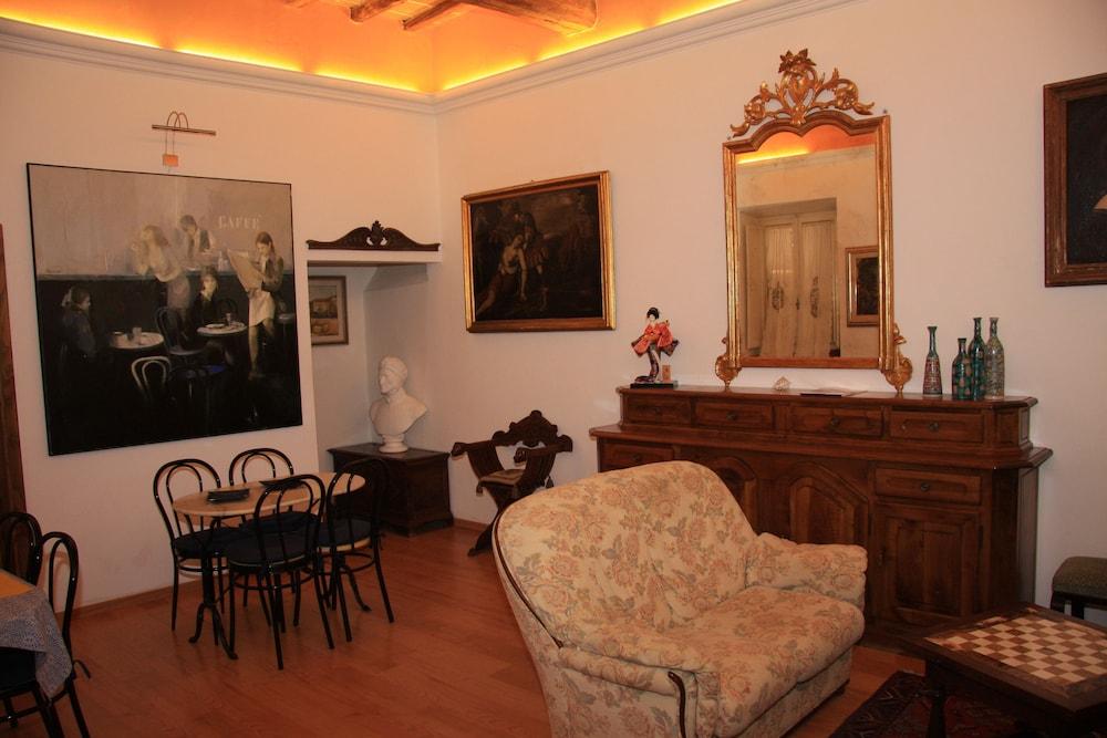 Hotel Morlacchi - Interior