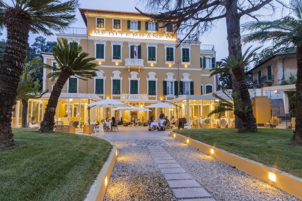 Mediterraneo Emotional Hotel & SPA - Featured Image