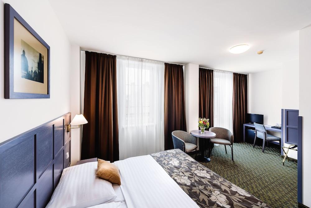 Central Hotel Prague - Room