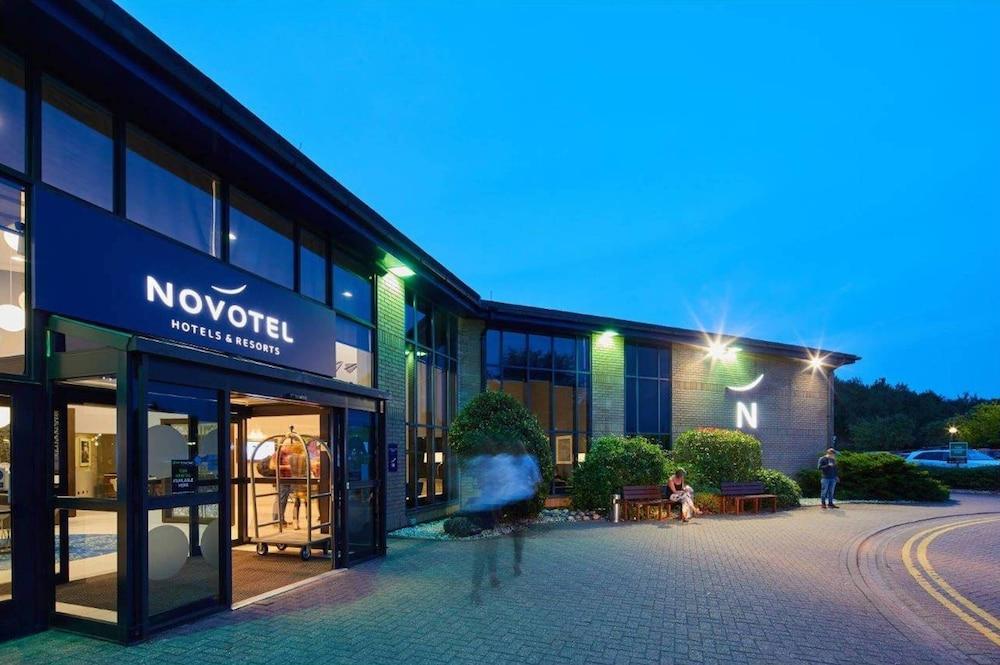 Novotel London Stansted Airport - Featured Image