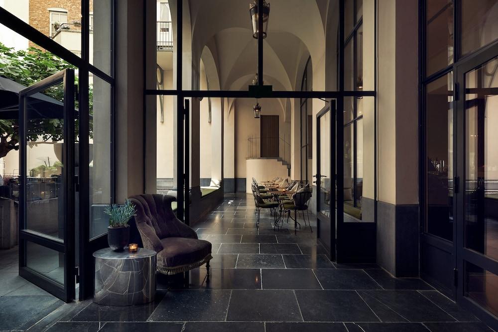 The Dominican, Brussels, a Member of Design Hotels - Lobby Lounge