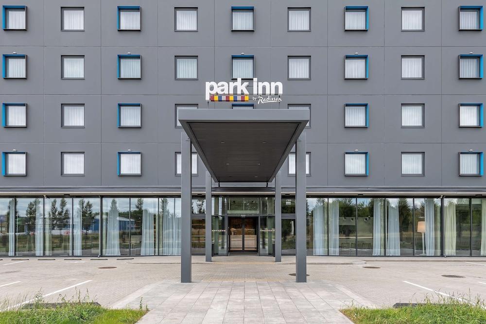Park Inn by Radisson Vilnius Airport Hotel & Conference Centre - Featured Image