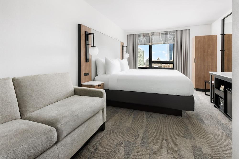 Fairfield Inn & Suites New York Manhattan/Times Square South - Room