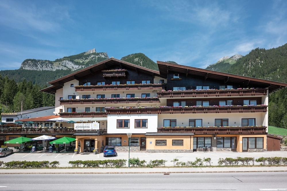 Alpenhotel Edelweiss - Featured Image