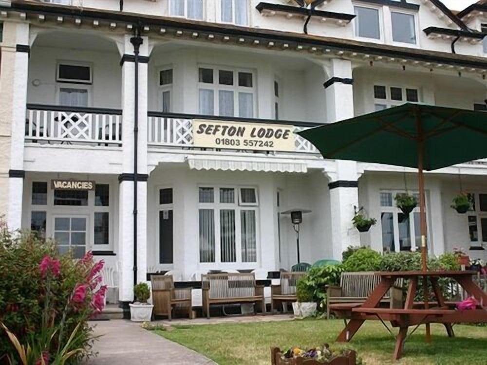 Sefton Lodge - Featured Image