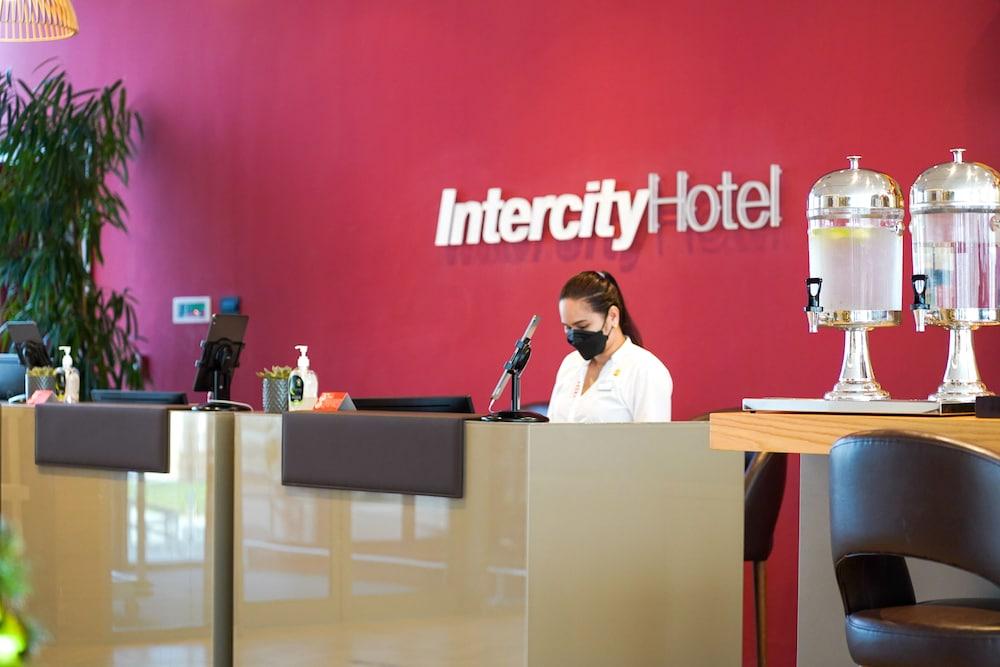 IntercityHotel Dubai Jaddaf Waterfront - Lobby