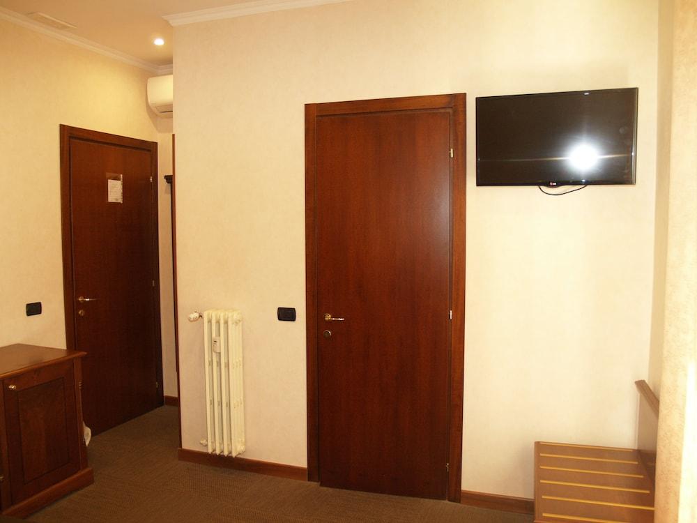 Hotel Osimar - Room