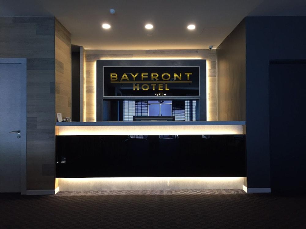 Bayfront Hotel - Reception
