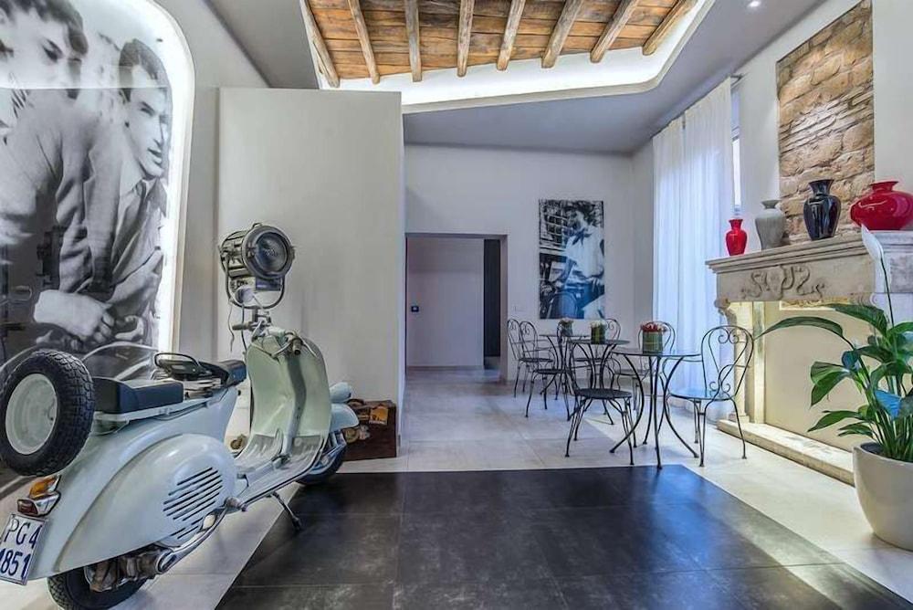 Via Veneto Prestige Rooms - Interior
