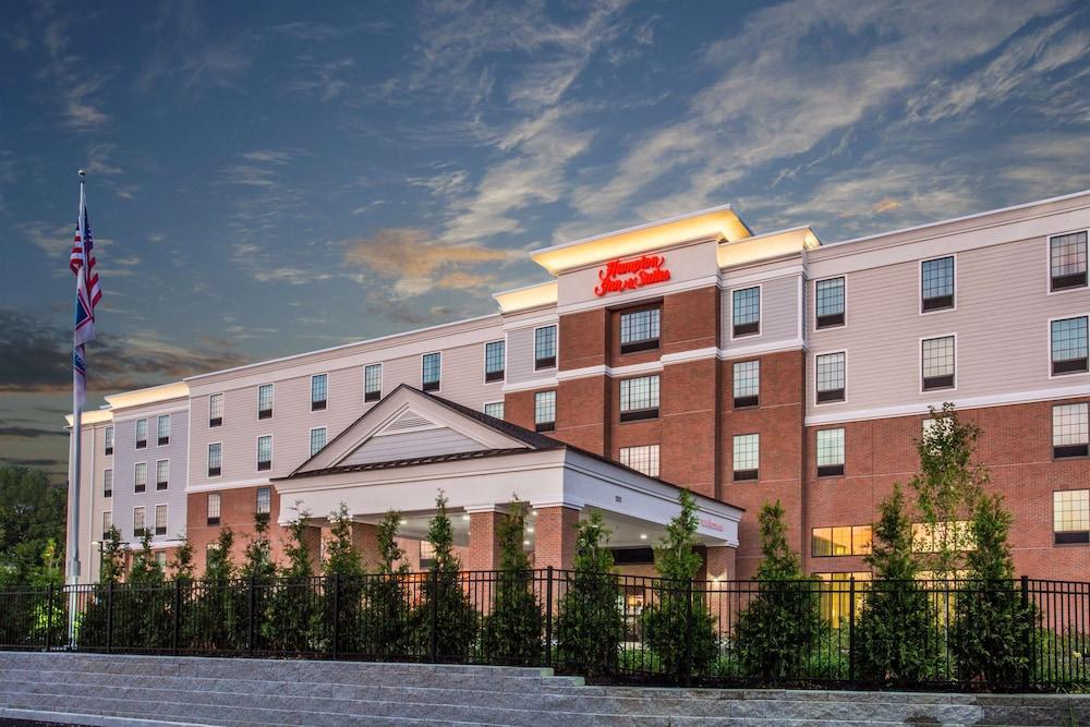 Hampton Inn & Suites Yonkers - Westchester - Featured Image