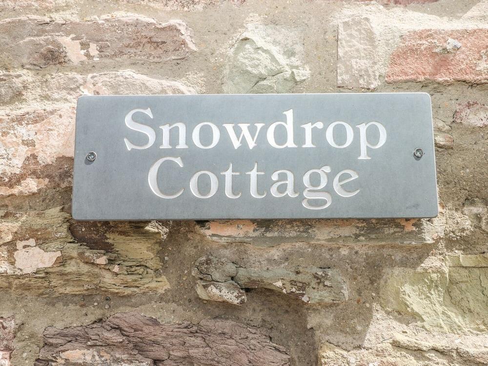 Snowdrop Cottage - Interior