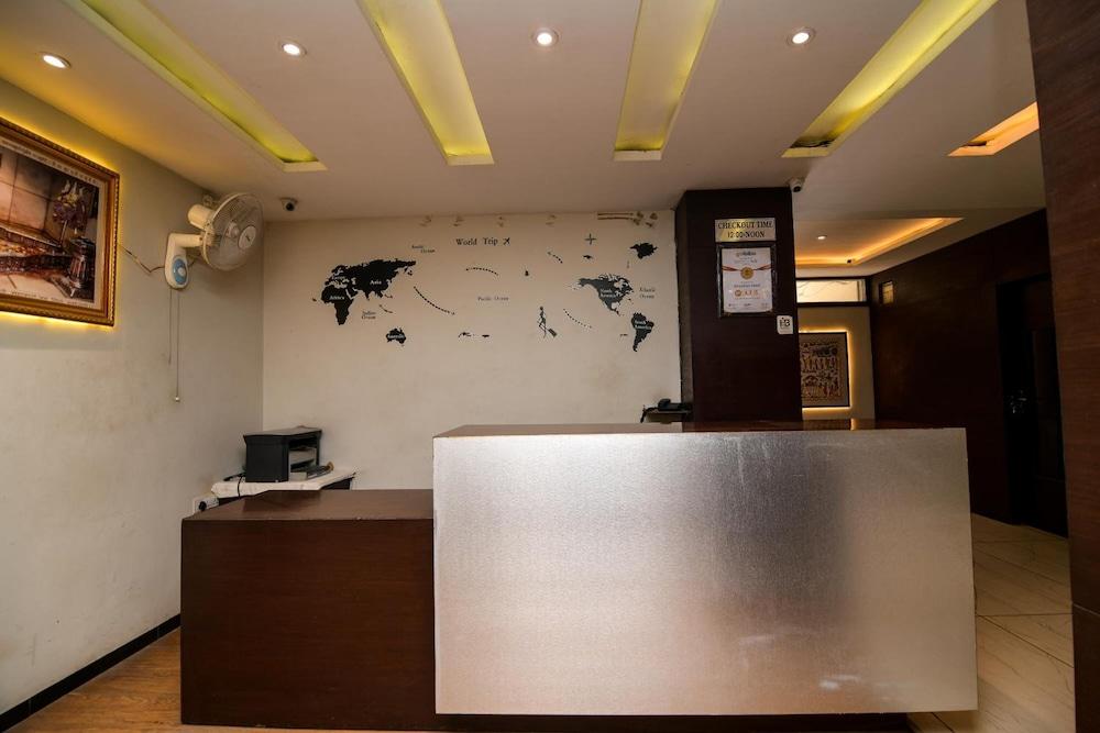 Hotel Shreeram - Lobby