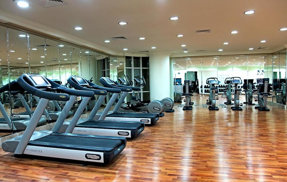 سويز بيلهوتل الدوحة - Fitness Facility