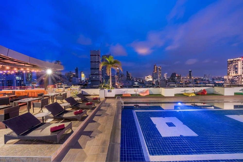 Furama Silom Bangkok Hotel - Rooftop Pool