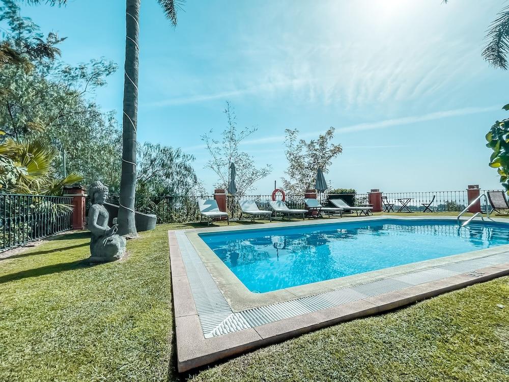 The Marbella Heights Boutique Hotel - Pool