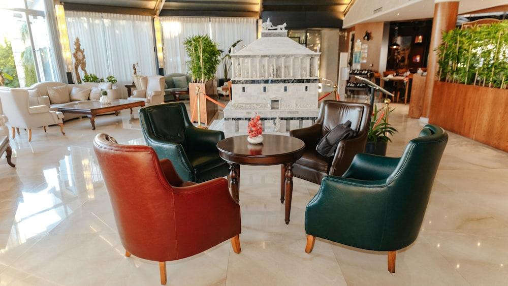 Bodrium Hotel & Spa - Special Class - Lobby Sitting Area