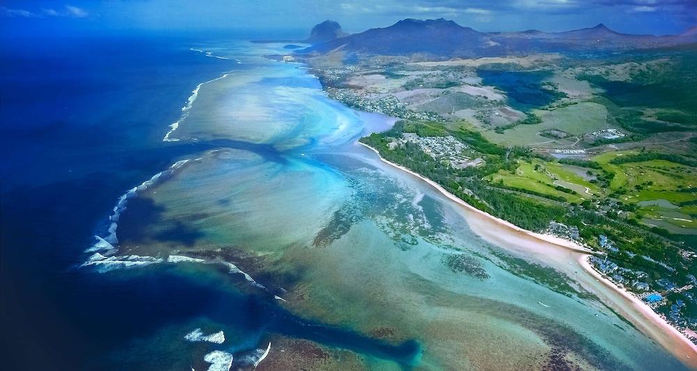 OUTRIGGER Mauritius Beach Resort - Aerial View