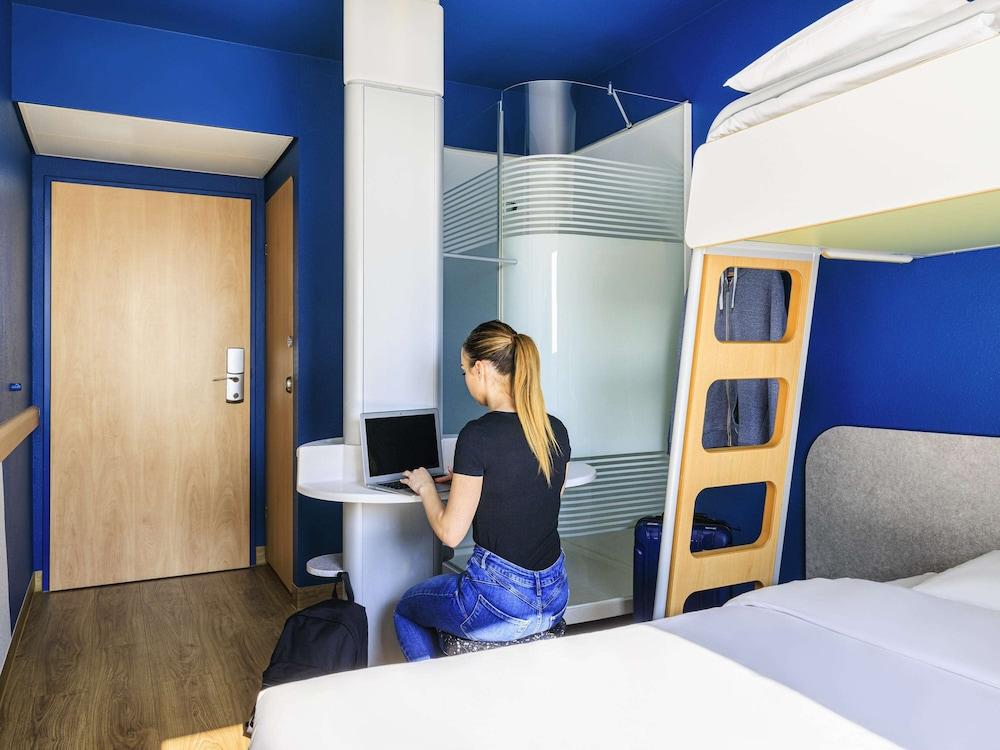 ibis budget Lausanne Bussigny - Room
