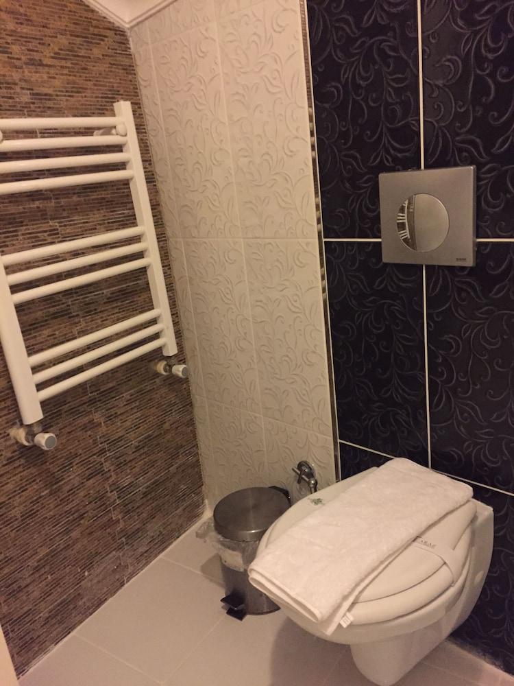 Araz Apart - Bathroom