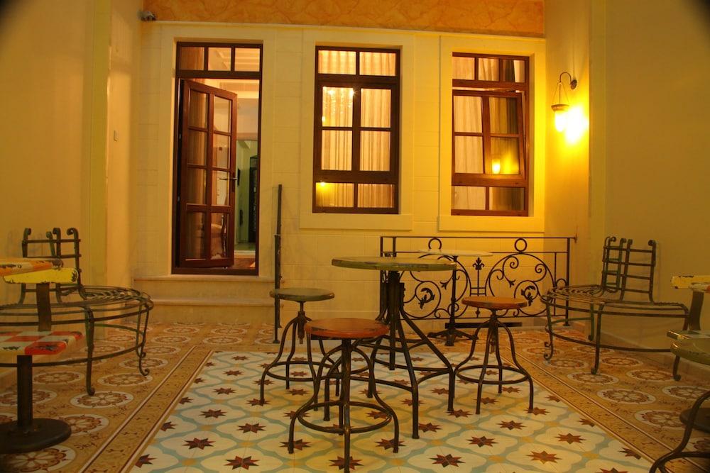 Villa Pera Suite Hotel - Interior