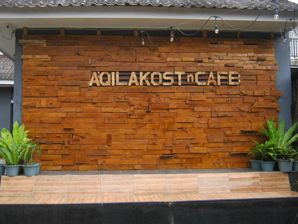 AQILAKOST n CAFE Gadog Puncak - Featured Image