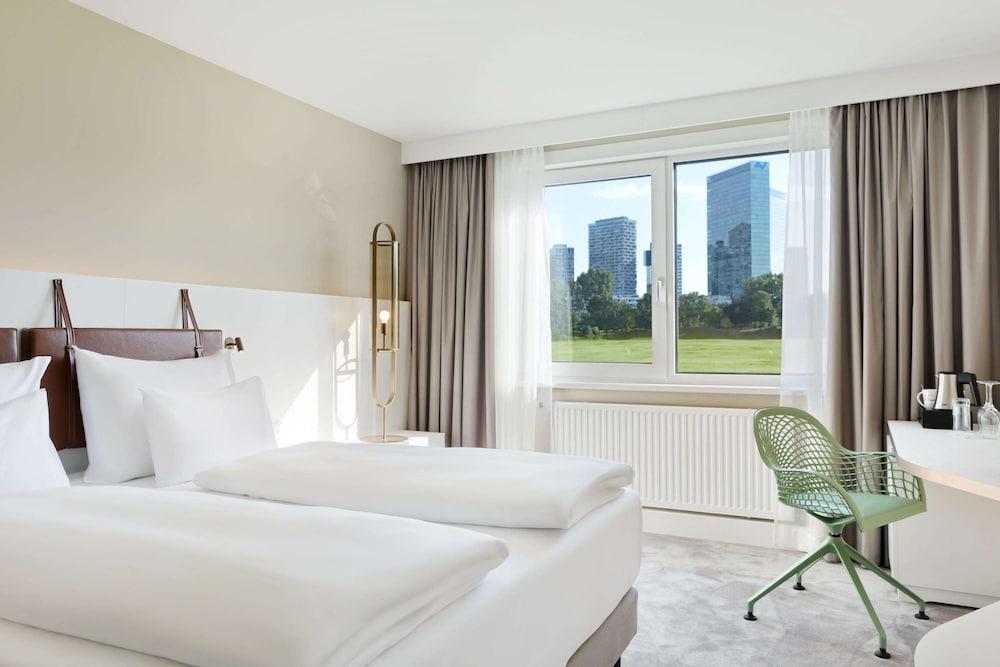 Austria Trend Hotel Bosei - Featured Image