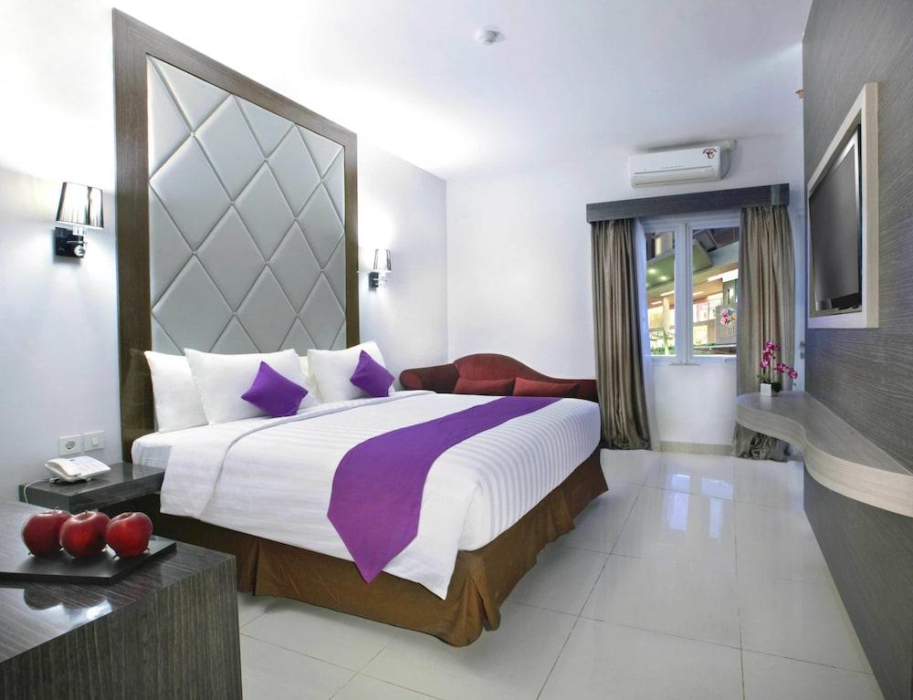 Quest Hotel Balikpapan by ASTON - Room